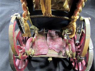 ANTIQUE VICTORIAN STYLE CARRIAGE FOR RESTORATION - ANTIQUE CARRIAGE HAS PAINTED